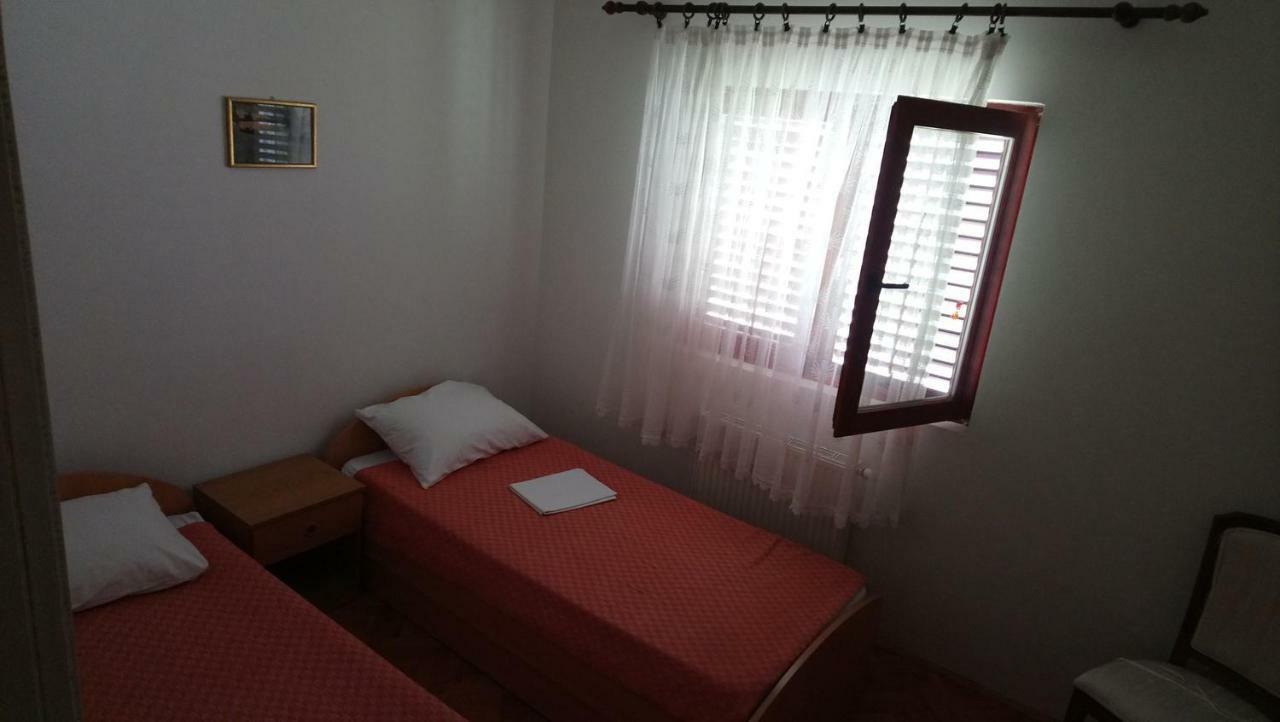 Apartmani Nimcevic Biograd Na Moru Exteriör bild