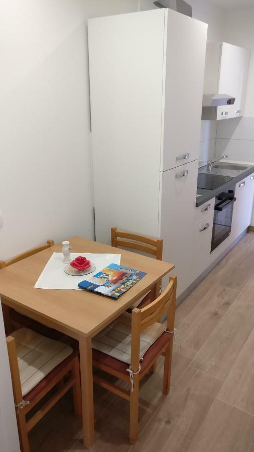 Apartmani Nimcevic Biograd Na Moru Exteriör bild