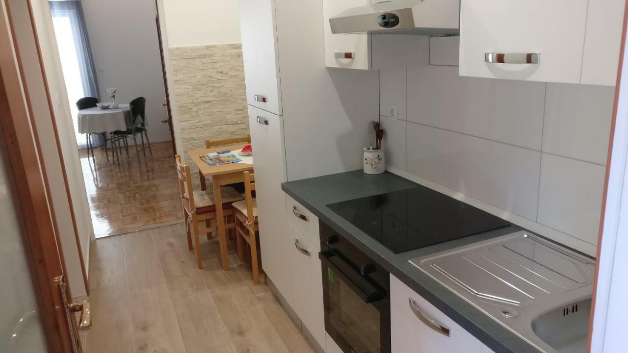 Apartmani Nimcevic Biograd Na Moru Exteriör bild