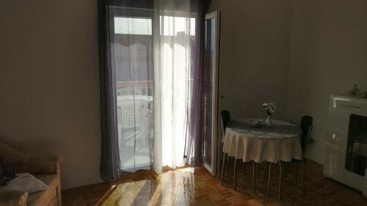 Apartmani Nimcevic Biograd Na Moru Exteriör bild